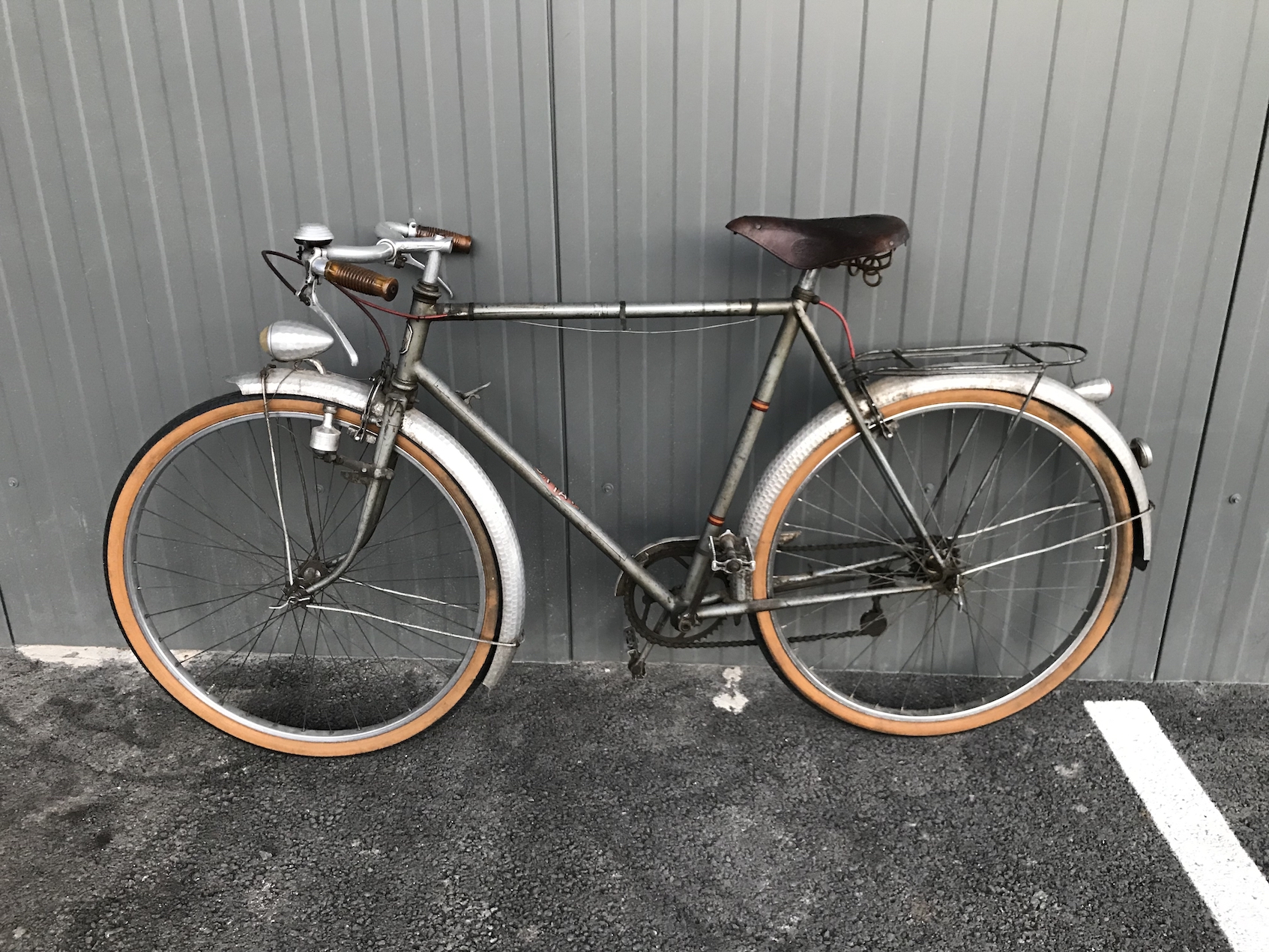 Velo follis deals