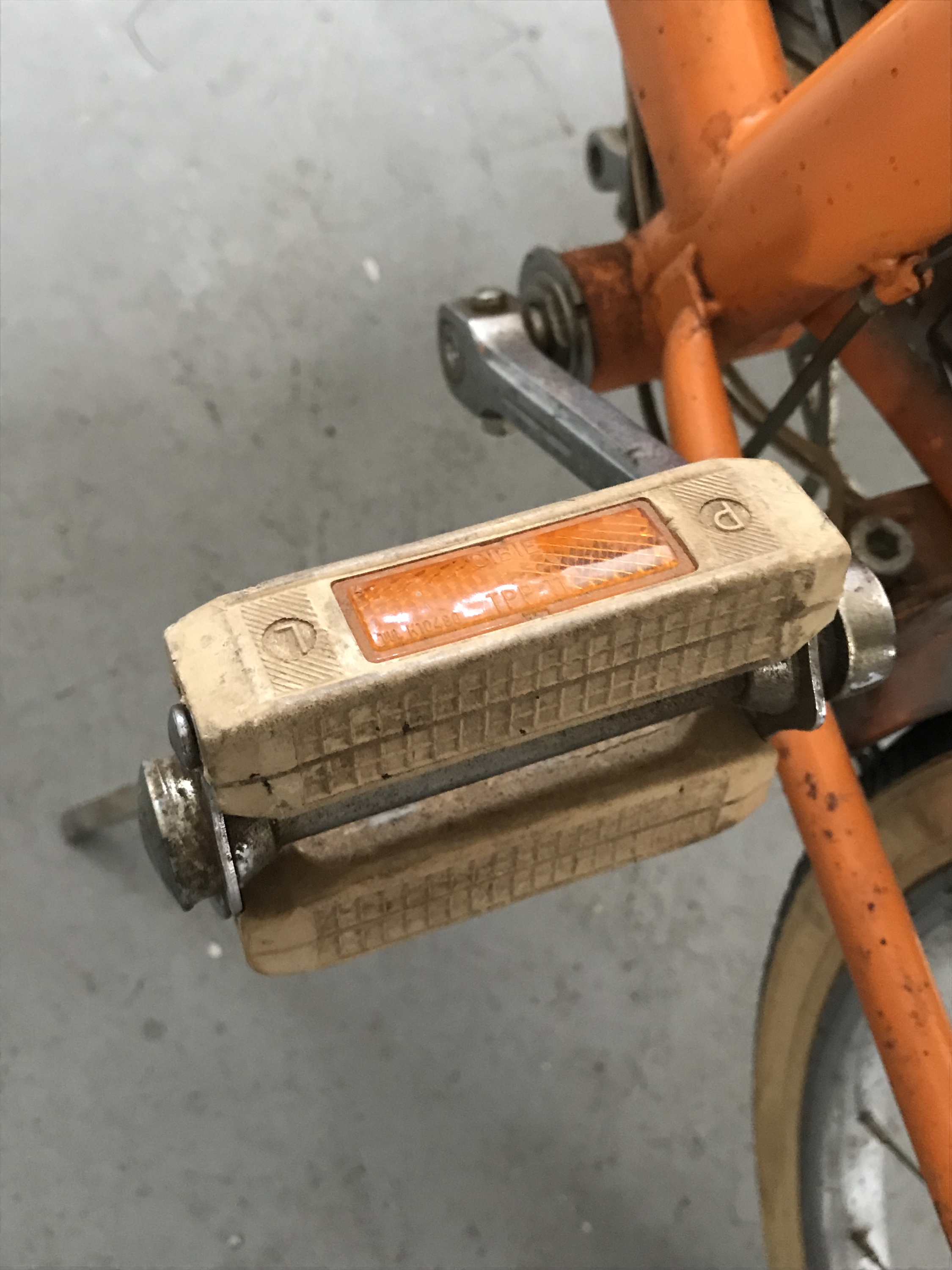 VELOSOLEX VELO PLIANT ORANGE 1974 18